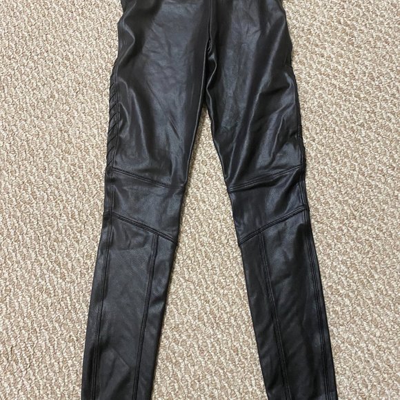 Spanx Faux Leather Moto Leggings Size Small Petite - Picture 6 of 8